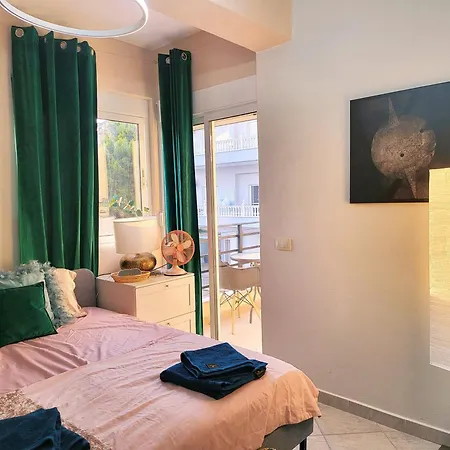 Marina Yacht Apartment *